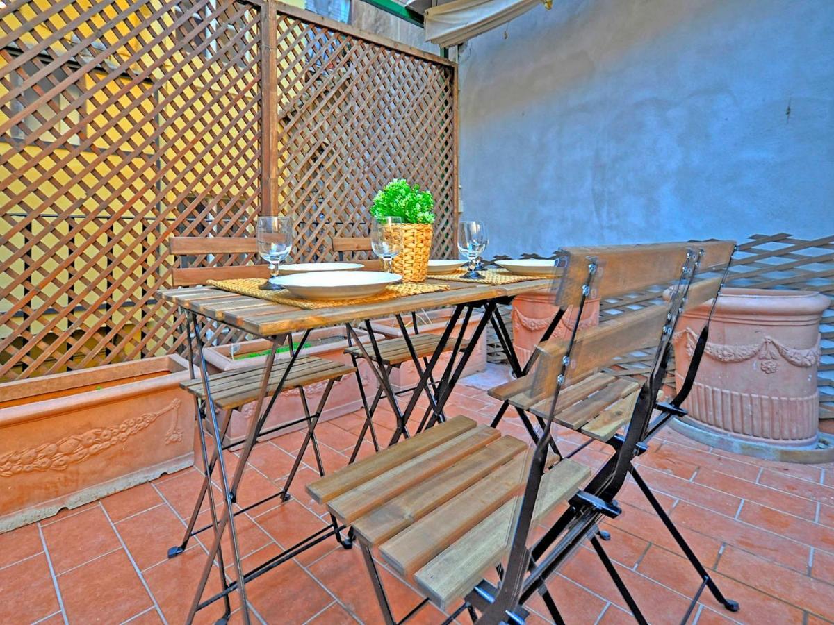 Terrace Governo Vecchio Rome Room photo